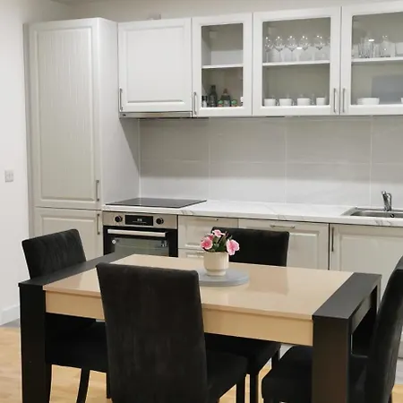 New Refurbished 2 Bedroom Detached House * Limerick